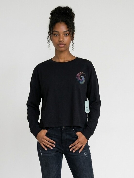 Xersion Other - NWT LARGE 14.5/16.5 PLUS  Xersion Black LS Tee with Colorful Star Pinwheel